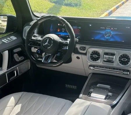 Mercedes-Benz_AMG-G63_2025_39346