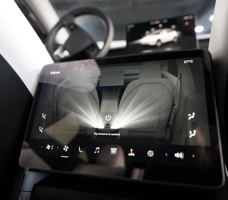 Tesla_Model-Y_2025_39557_39557_3 (3)