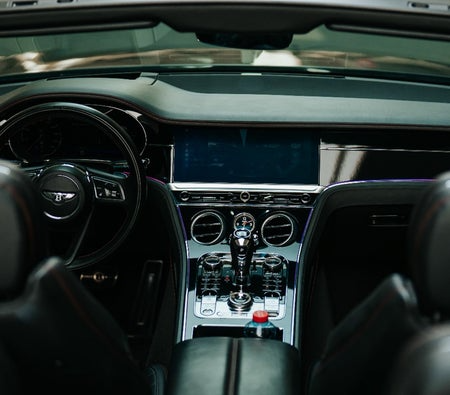 Bentley-Continental-GTC-2023_387 (4)